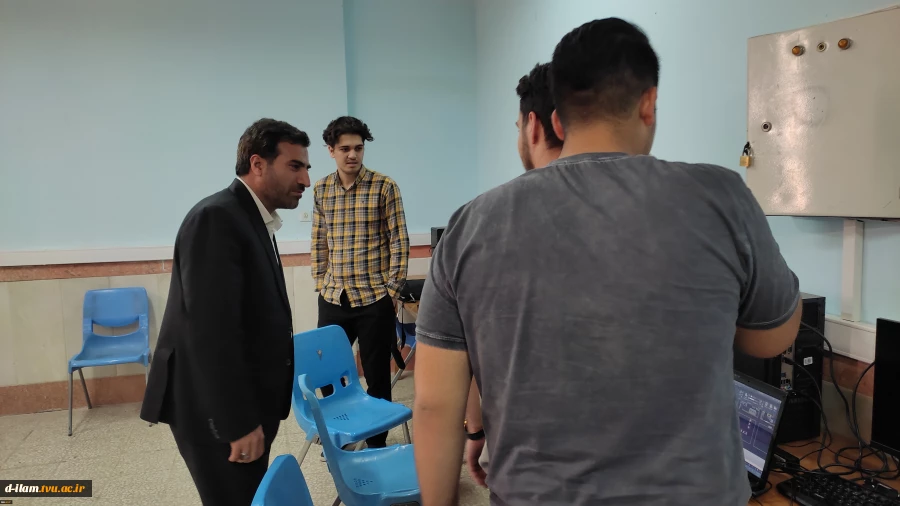 بازدید میدانی هیئت رئیسه دانشگاه از بخش‌های مختلف دانشگاه فنی و حرفه‌ای استان قم 18