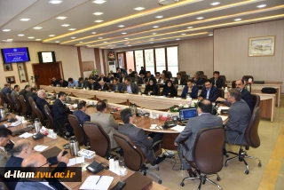 رئیس دانشگاه ملی مهارت در جمع رؤسای دانشکده‌ها و آموزشکده‌های سراسر کشور:

حیات دانشگاه و ارکان آن در گرو ضوابط، مقررات و قوانین است/ هیئت امنا مجلس قانون‌گذاری دانشگاه است/ سیاست دانشگاه تربیت نیروی توانمند اشتغال‌پذیر است