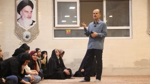 بازدید رئیس ناحیه بسیج دانشجویی استان ایلام از اردوی راهیان نور دانشگاه ملی مهارت-آموزشکده دختران ایلام 3