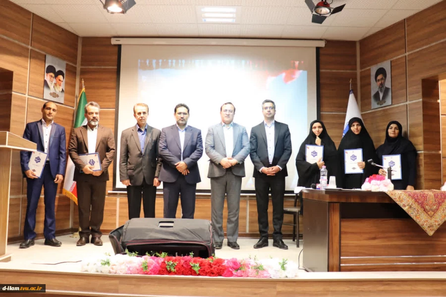 با حضور معاون فرهنگی و دانشجویی:

آیین تجلیل از سرآمدان دانشگاه ملی مهارت واحد استانی یزد برگزار شد. 2